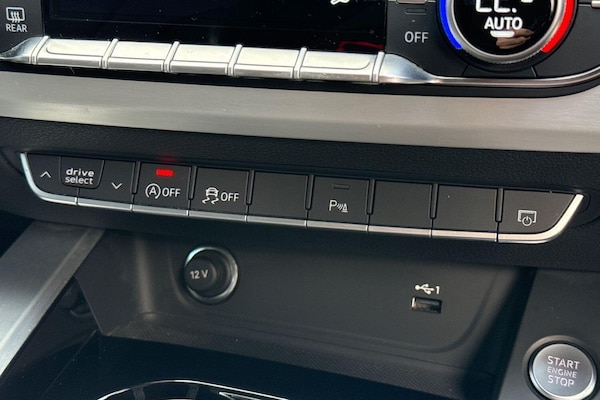 Used Audi A4 Avant 2022 for sale - 76270895: Photo 42