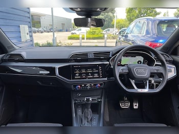 Used Audi Q3 2023 for sale - 75186598: Photo
