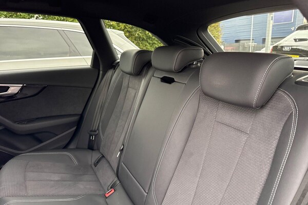Used Audi A4 Avant 2024 for sale - 76085056: Photo 32
