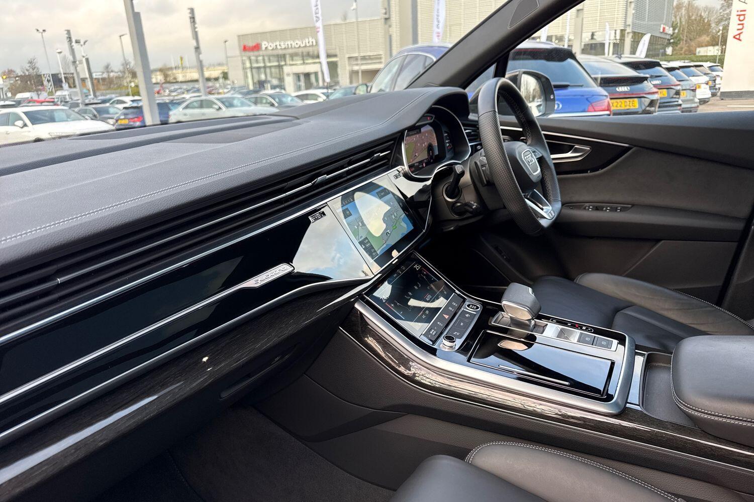 Used Audi Q7 2025 for sale - 76952881: Photo 35