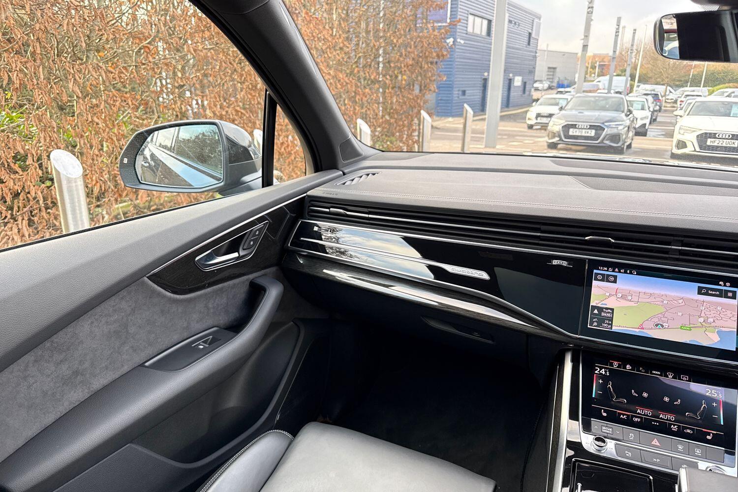 Used Audi Q7 2025 for sale - 76952881: Photo 43