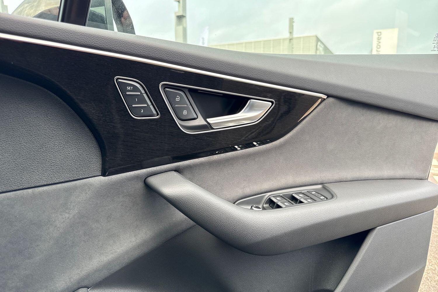 Used Audi Q7 2025 for sale - 76952881: Photo 53