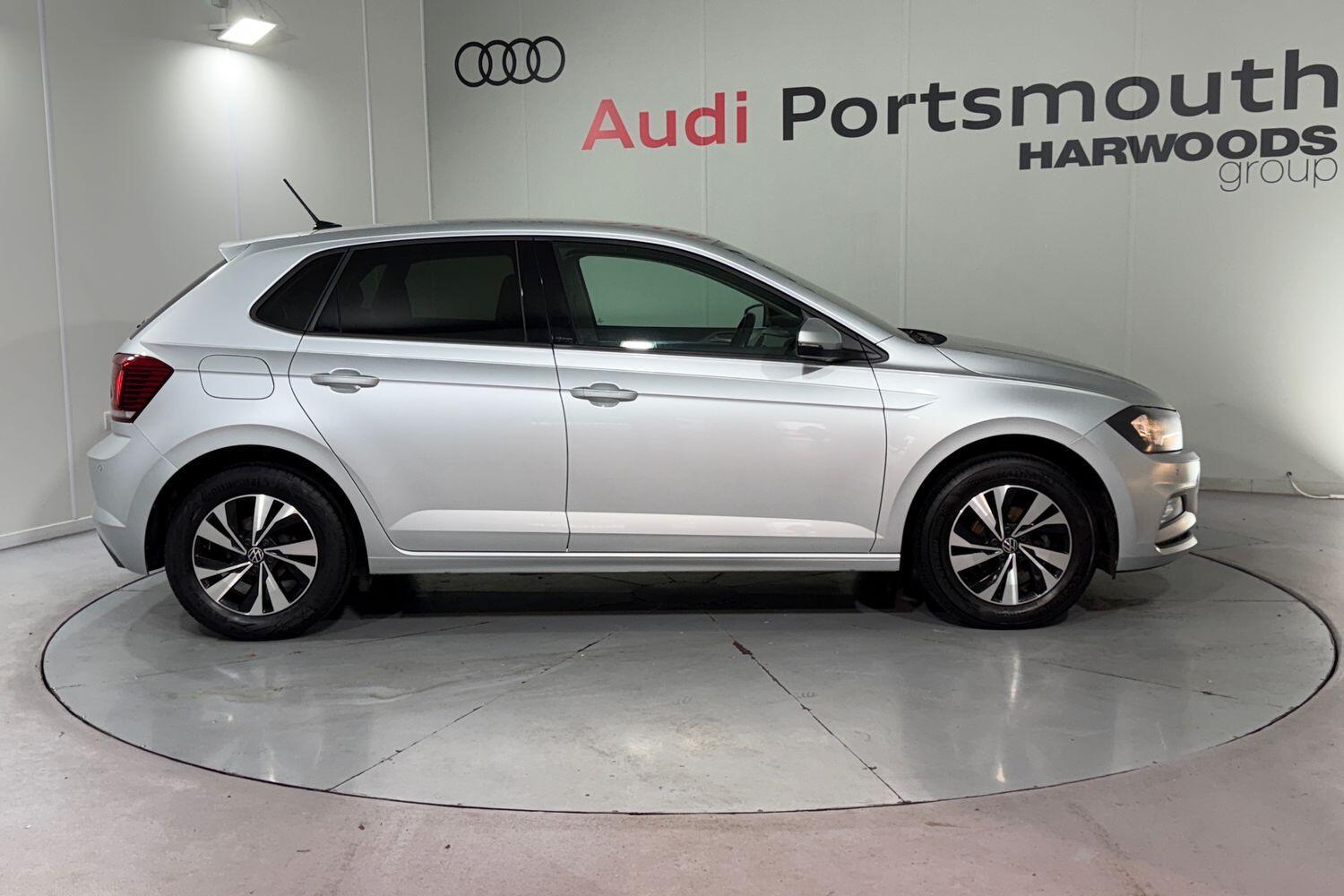 Used Volkswagen Polo 2021 for sale - 76239330: Photo 2