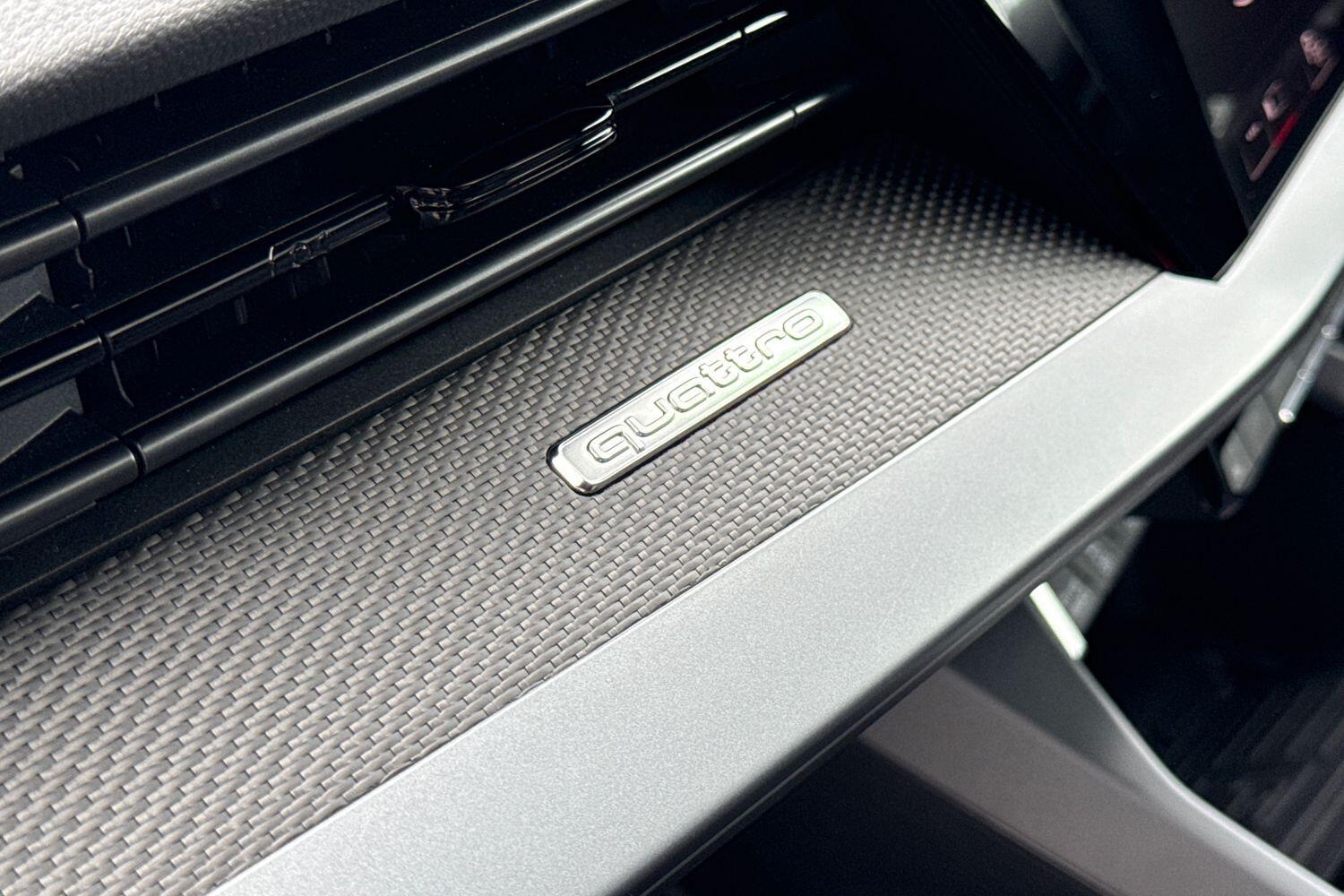 Used Audi RS3 for sale - 77468586: Photo 44