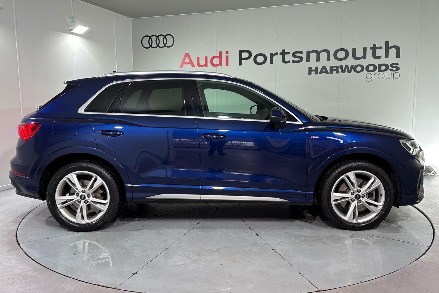 Used Audi Q3 2022 for sale - 76824354: Photo 2