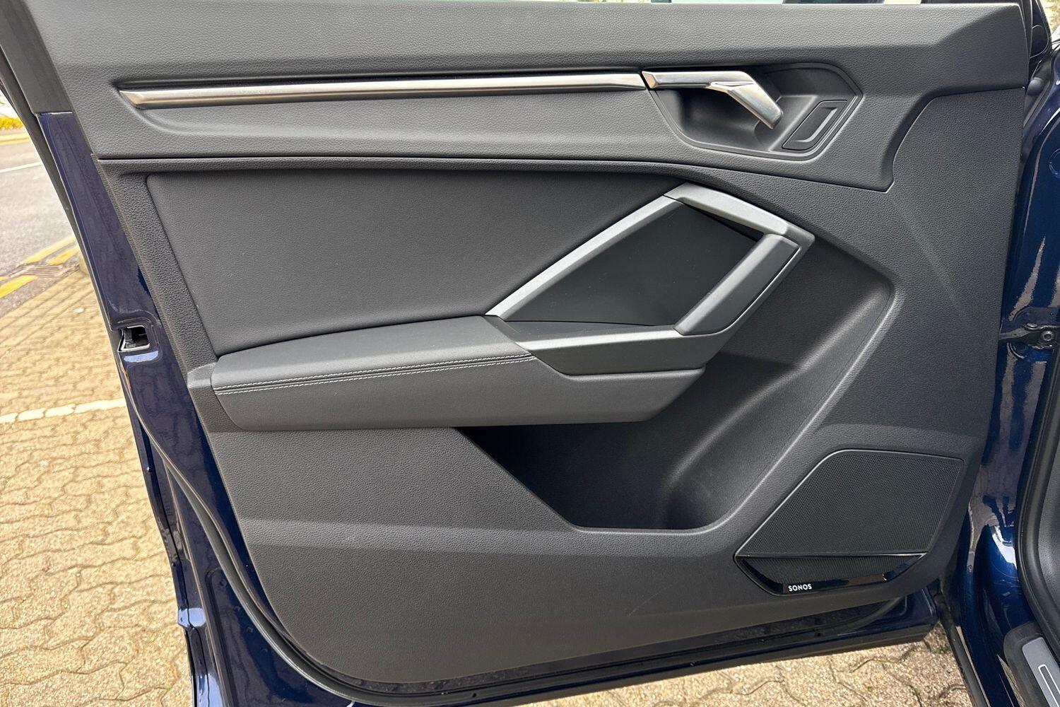 Used Audi Q3 2022 for sale - 76824354: Photo 54