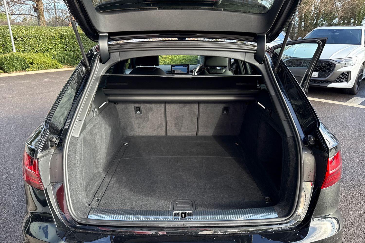 Used Audi A4 Avant 2024 for sale - 77441055: Photo 37