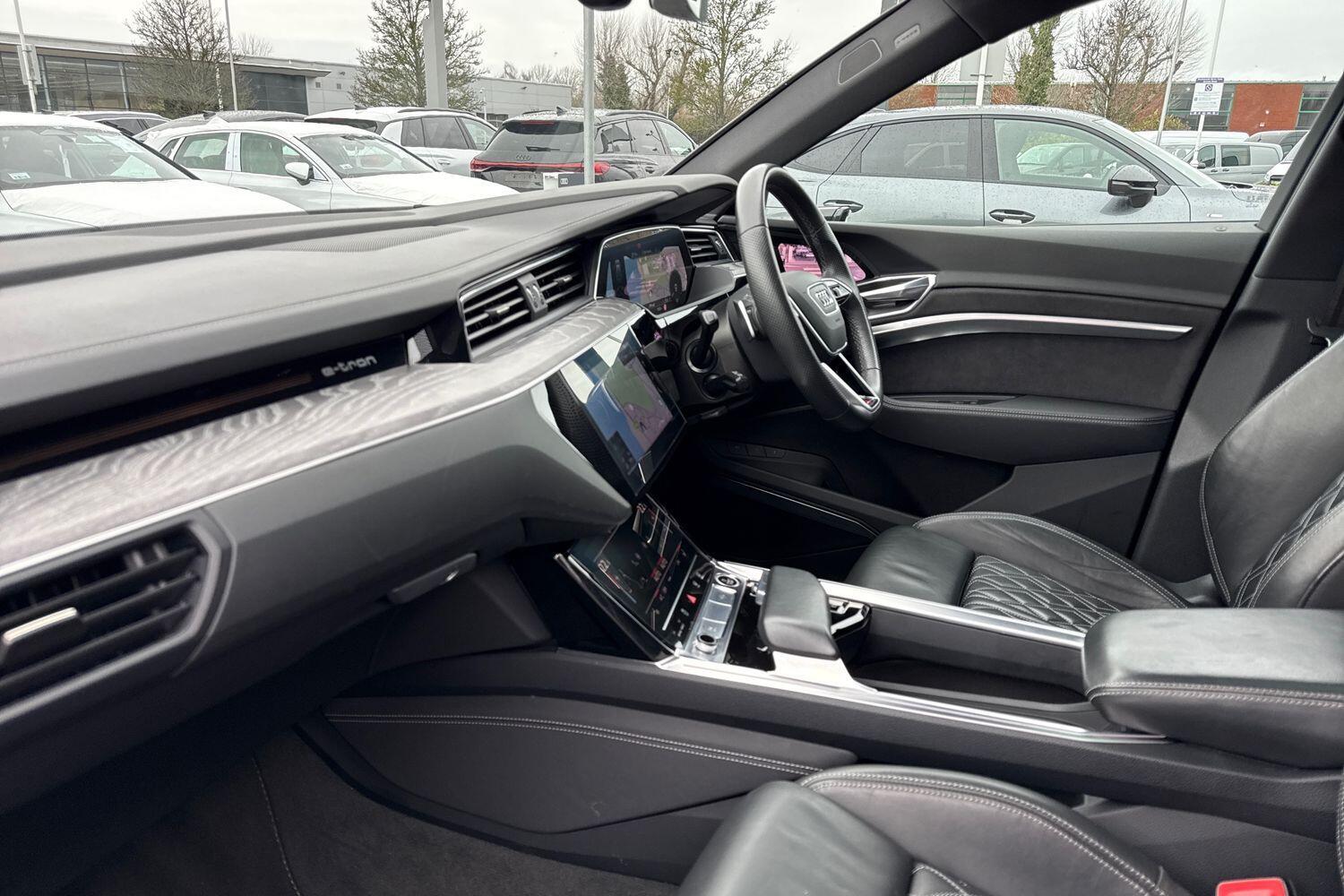 Used Audi e-tron 2022 for sale - 77279467: Photo 15