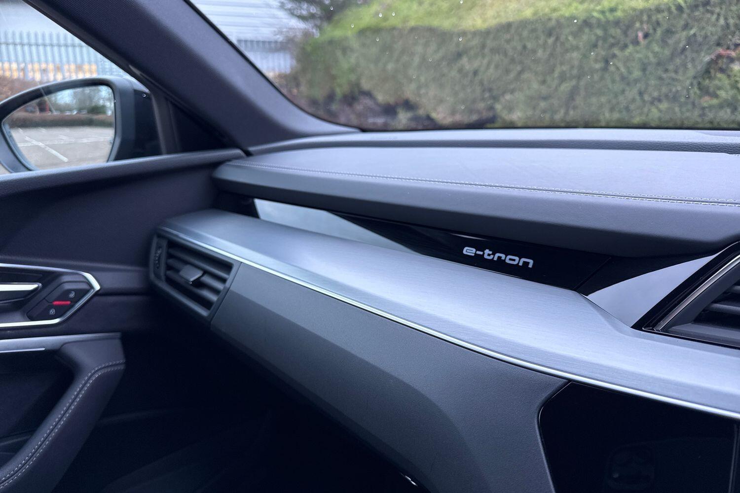 Used Audi e-tron 2023 for sale - 77253704: Photo 32