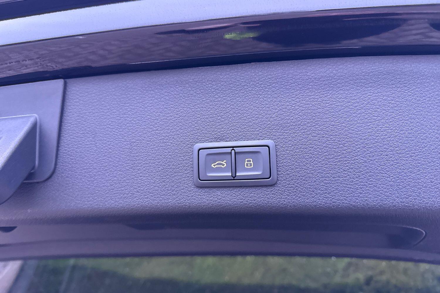 Used Audi e-tron 2023 for sale - 77253704: Photo 35