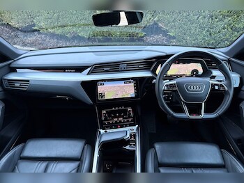 Used Audi e-tron 2023 for sale - 77253704: Photo