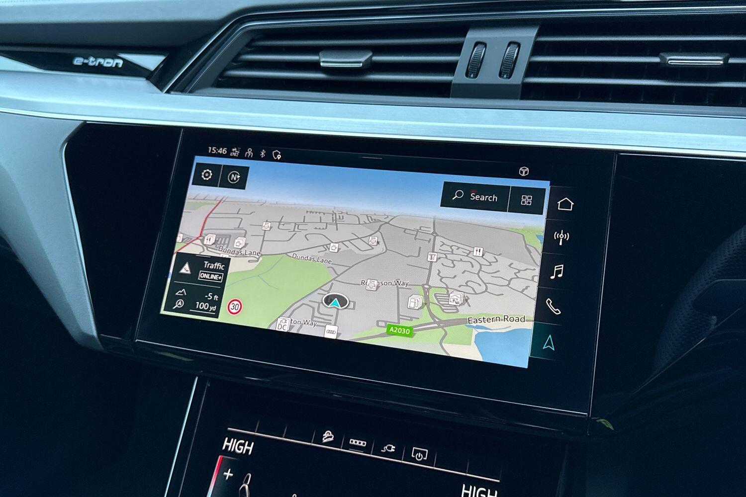 Used Audi e-tron 2023 for sale - 77253704: Photo 4