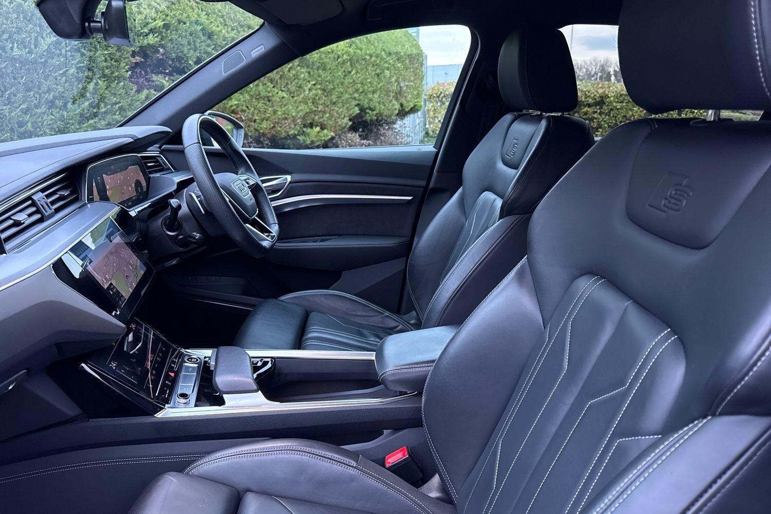 Used Audi e-tron 2023 for sale - 77253704: Photo 45