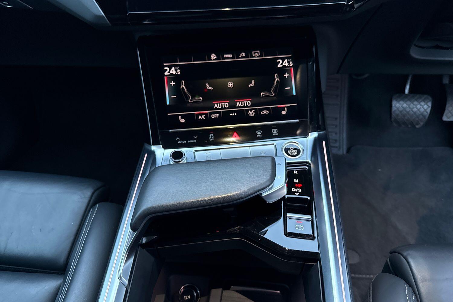 Used Audi e-tron 2023 for sale - 77253704: Photo 50