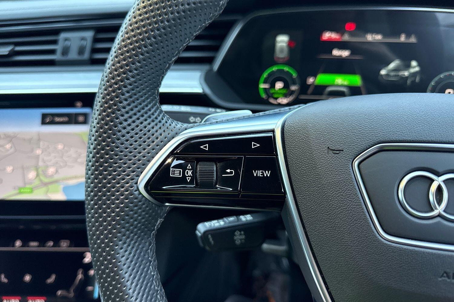 Used Audi e-tron 2023 for sale - 77253704: Photo 51