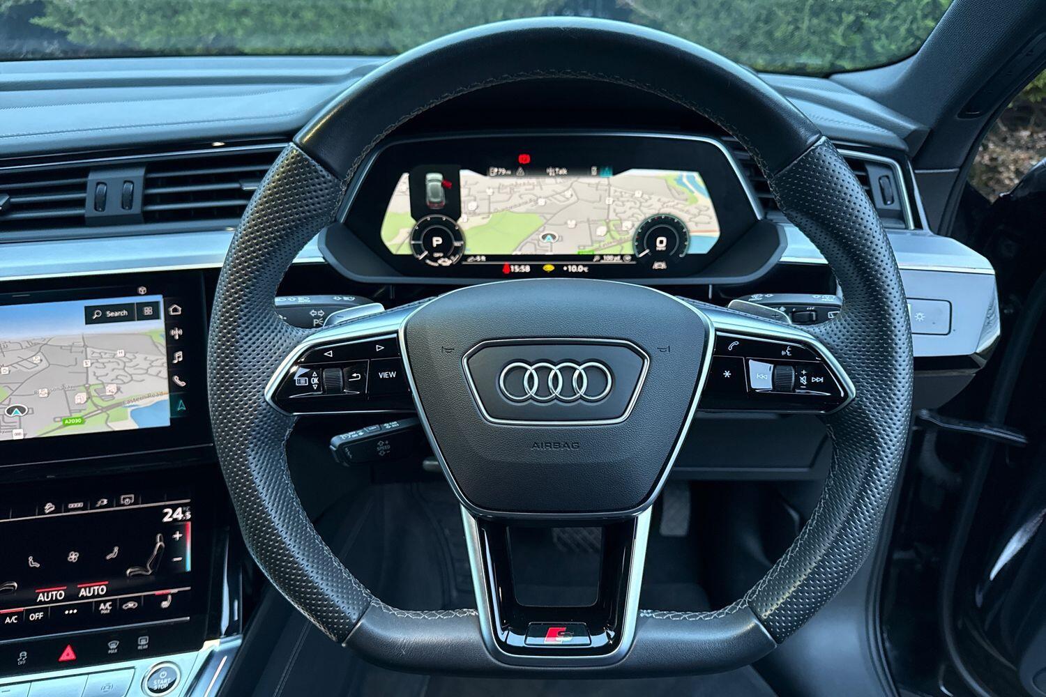 Used Audi e-tron 2023 for sale - 77253704: Photo 8