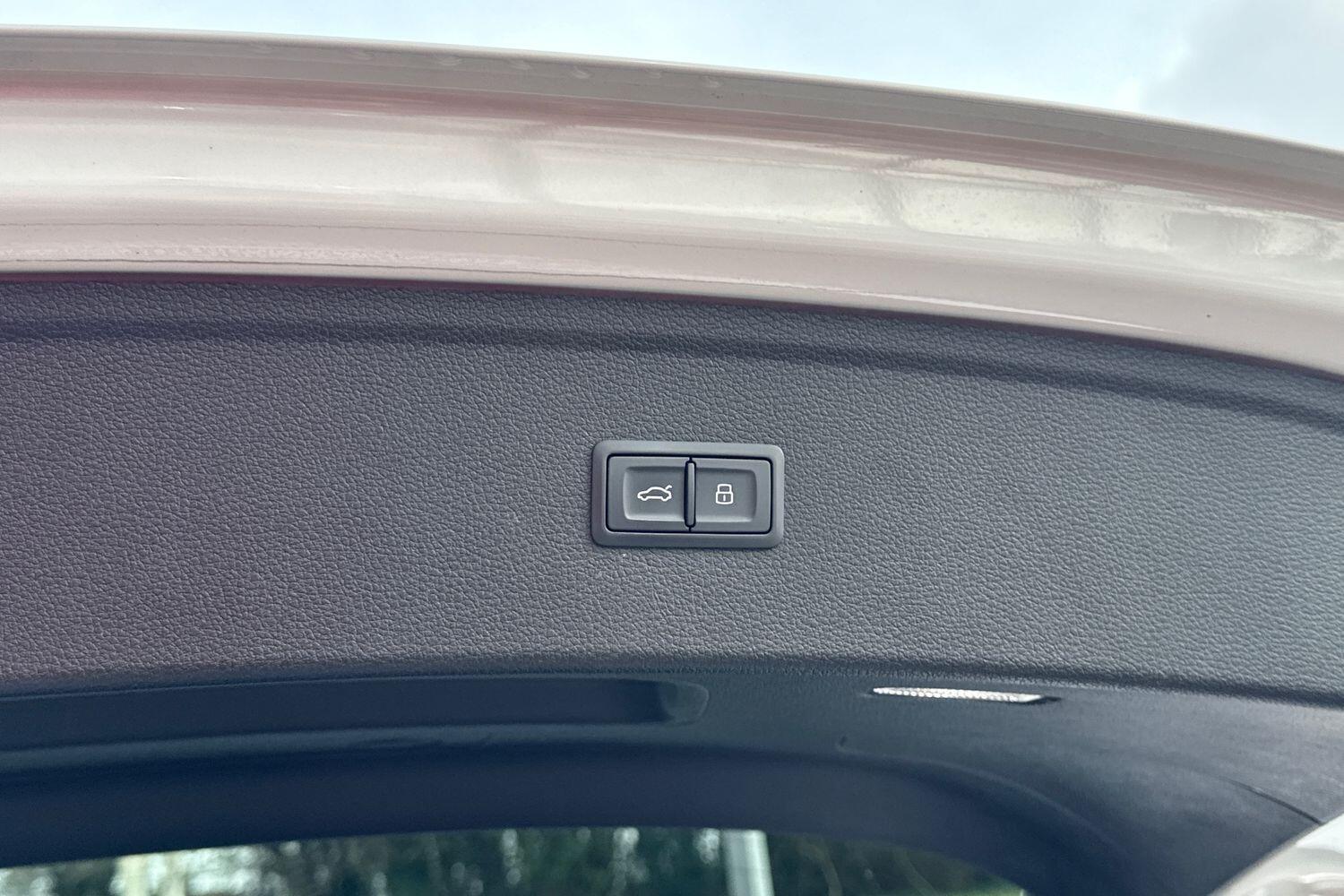 Used Audi Q5 2018 for sale - 77549524: Photo 36