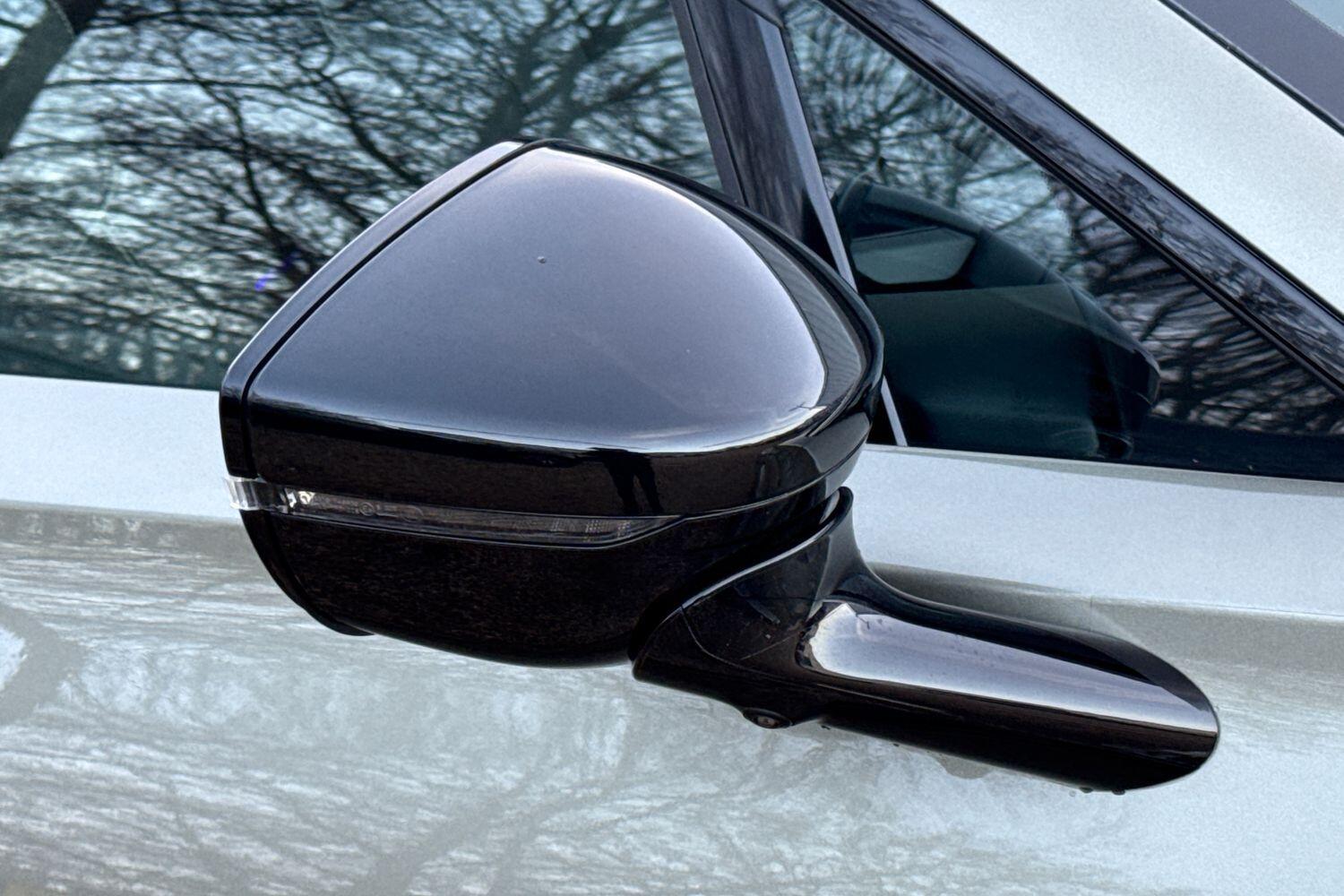 Used Aston Martin DBX 2025 for sale - 77625014: Photo 37