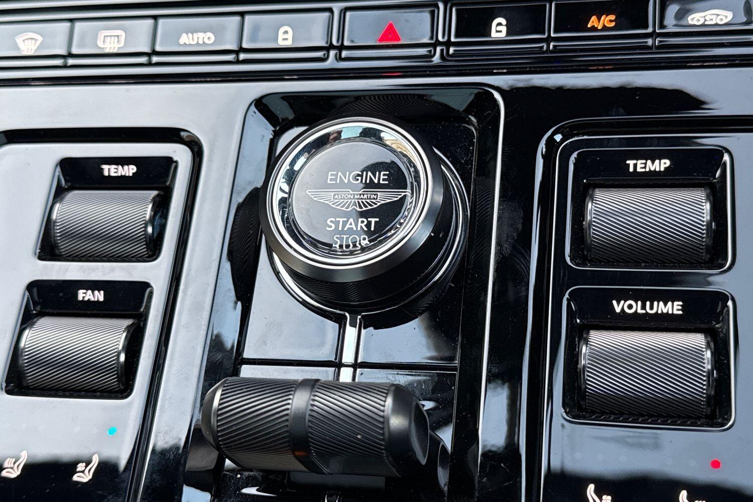 Used Aston Martin DBX 2025 for sale - 77625014: Photo 54