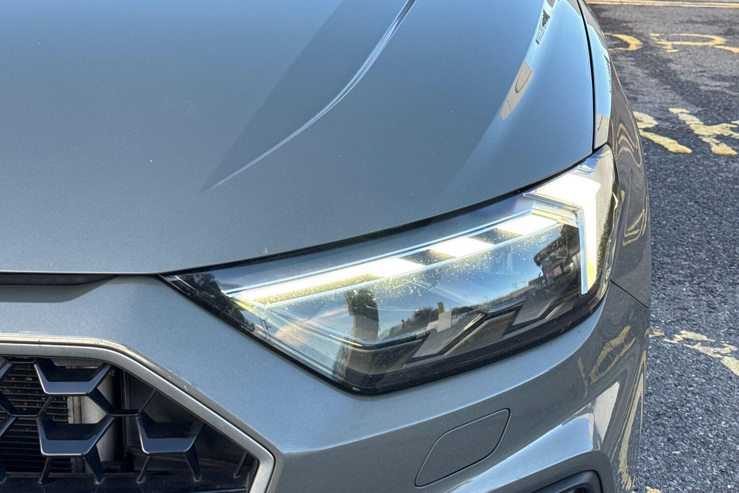 Used Audi A1 for sale - 76700943: Photo 11