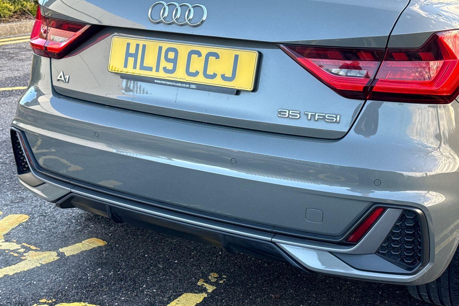 Used Audi A1 for sale - 76700943: Photo 19