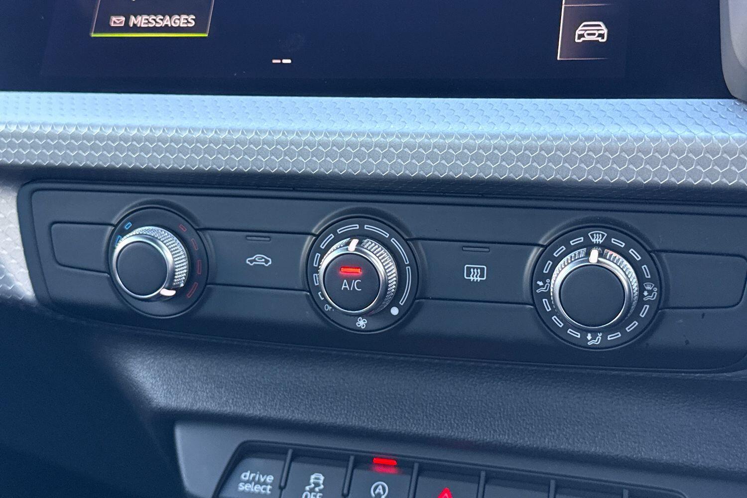 Used Audi A1 for sale - 76700943: Photo 22