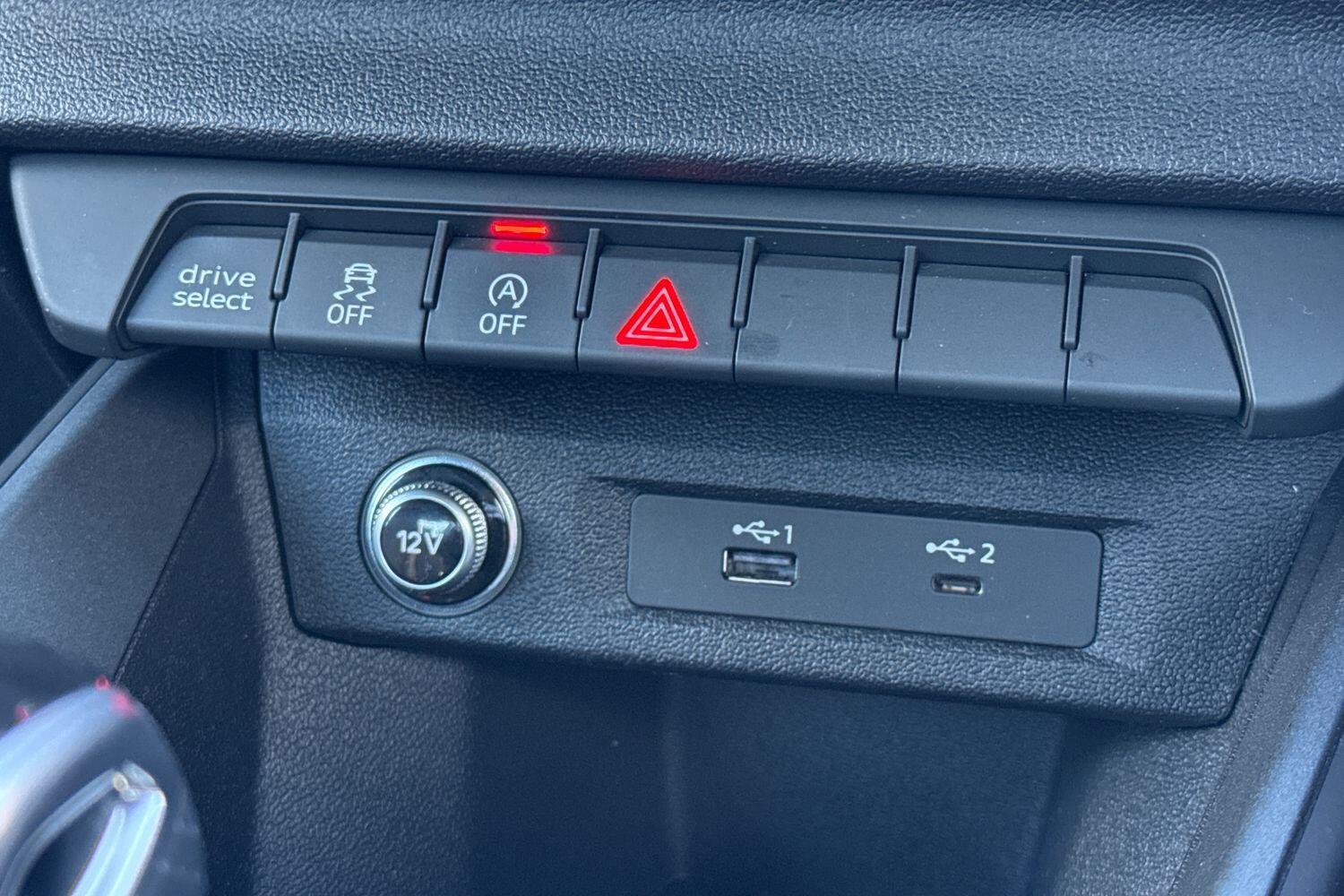 Used Audi A1 for sale - 76700943: Photo 32