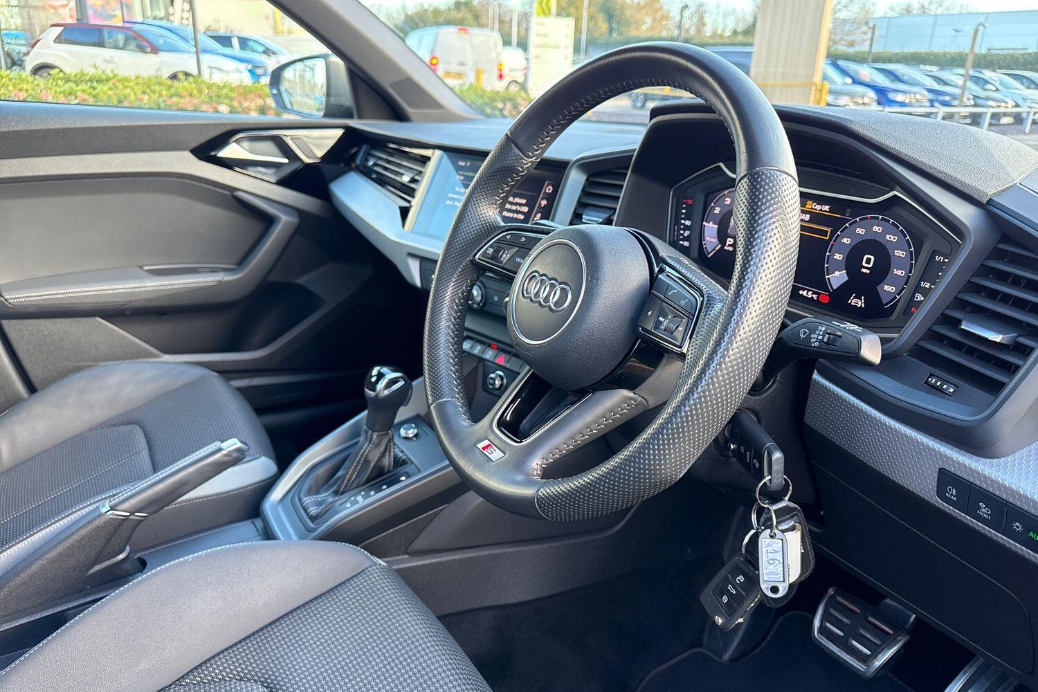 Used Audi A1 for sale - 76700943: Photo 36