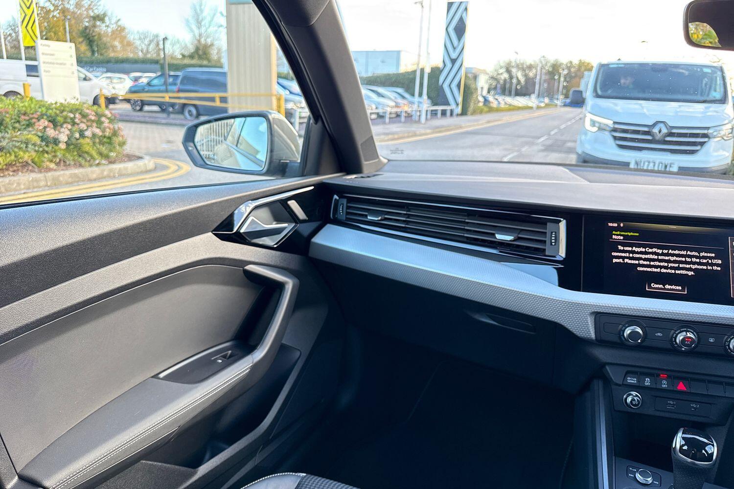 Used Audi A1 for sale - 76700943: Photo 43