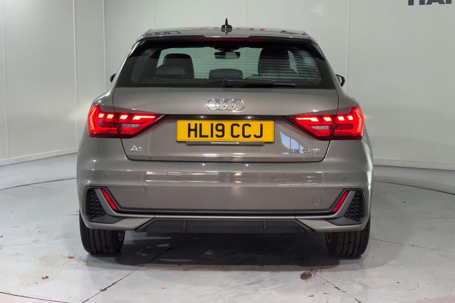 Used Audi A1 for sale - 76700943: Photo 8