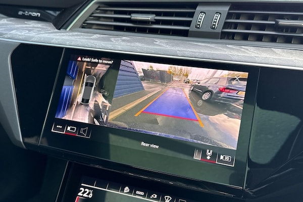 Used Audi e-tron 2021 for sale - 76337176: Photo 26