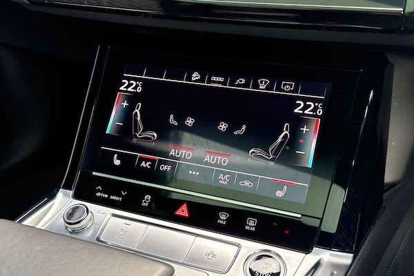 Used Audi e-tron 2021 for sale - 76337176: Photo 32