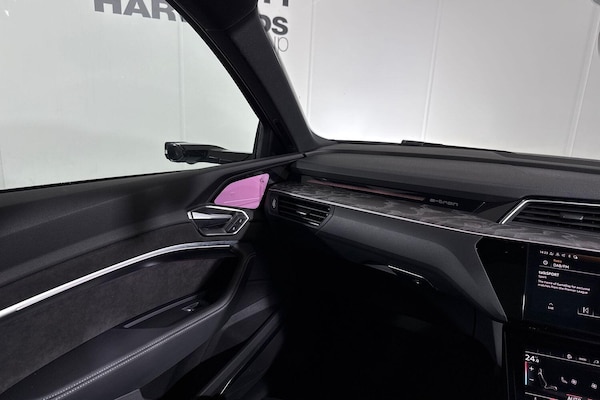 Used Audi e-tron 2021 for sale - 76337176: Photo 42