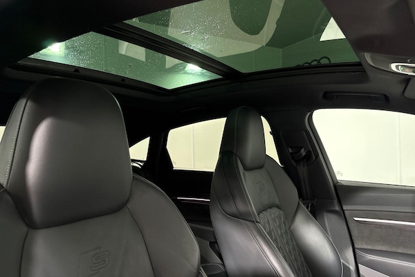 Used Audi e-tron 2021 for sale - 76337176: Photo 4