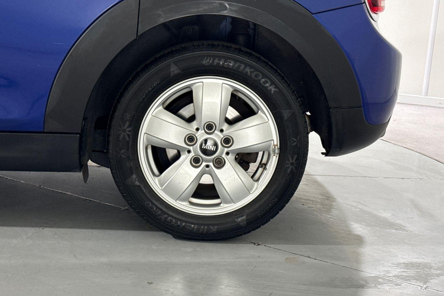 Used MINI Hatch 2018 for sale - 76307739: Photo 15