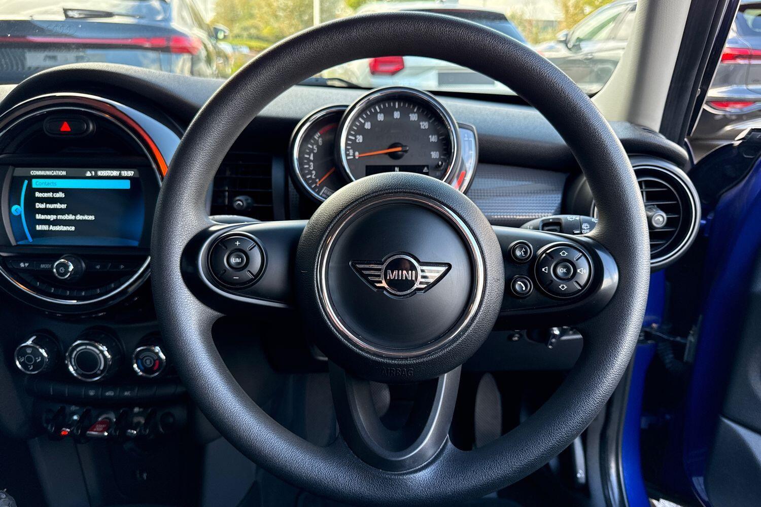 Used MINI Hatch 2018 for sale - 76307739: Photo 36