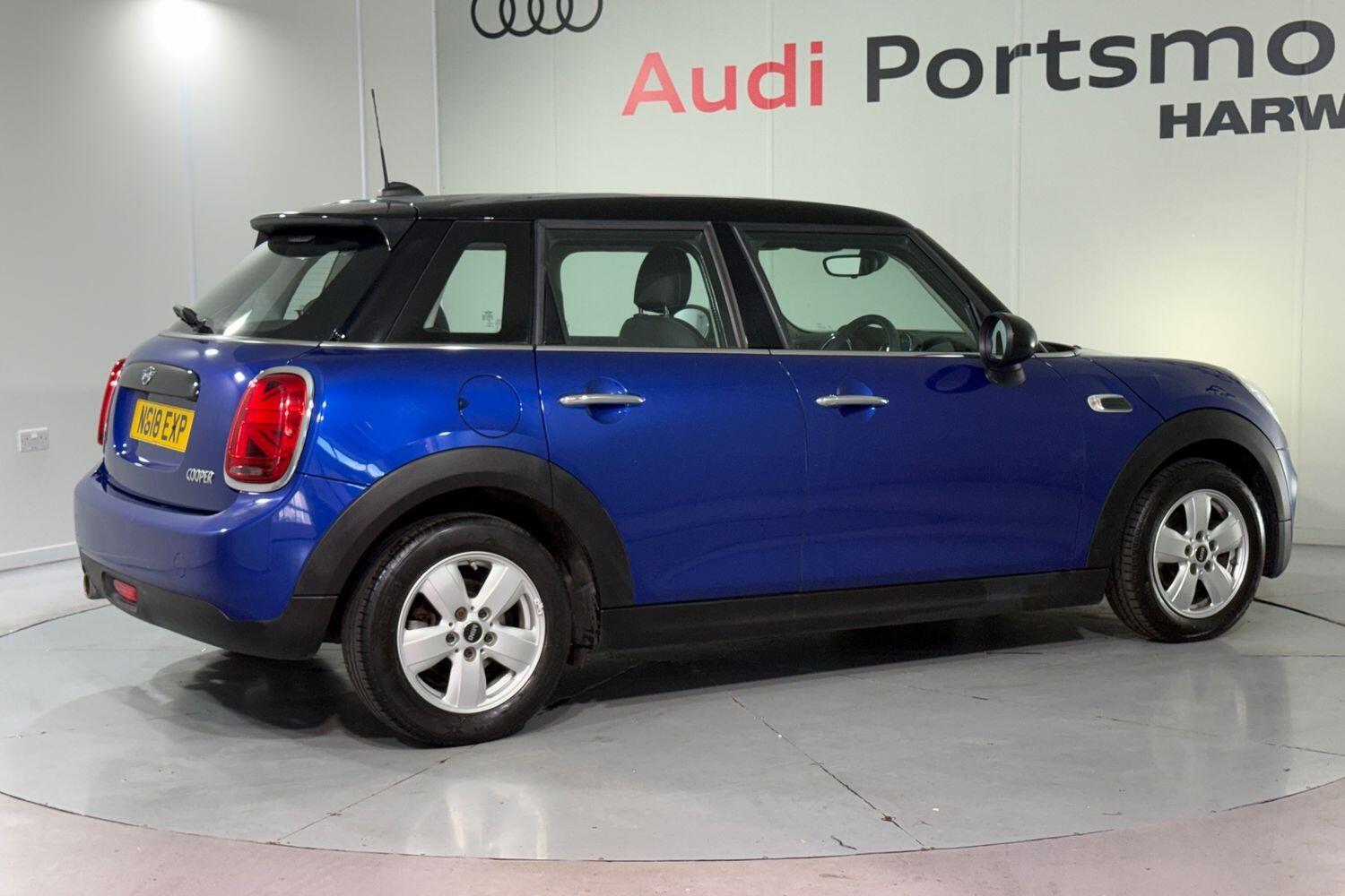 Used MINI Hatch 2018 for sale - 76307739: Photo 8