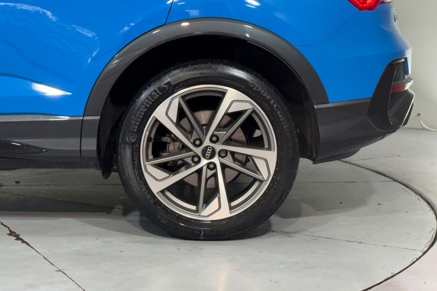 Used Audi Q3 2023 for sale - 76689778: Photo 15