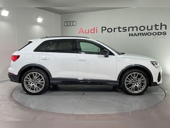 Used Audi Q3 2025 for sale - 76456941: Photo