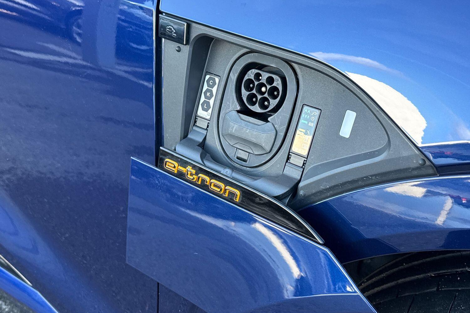 Used Audi e-tron 2022 for sale - 76388935: Photo 18