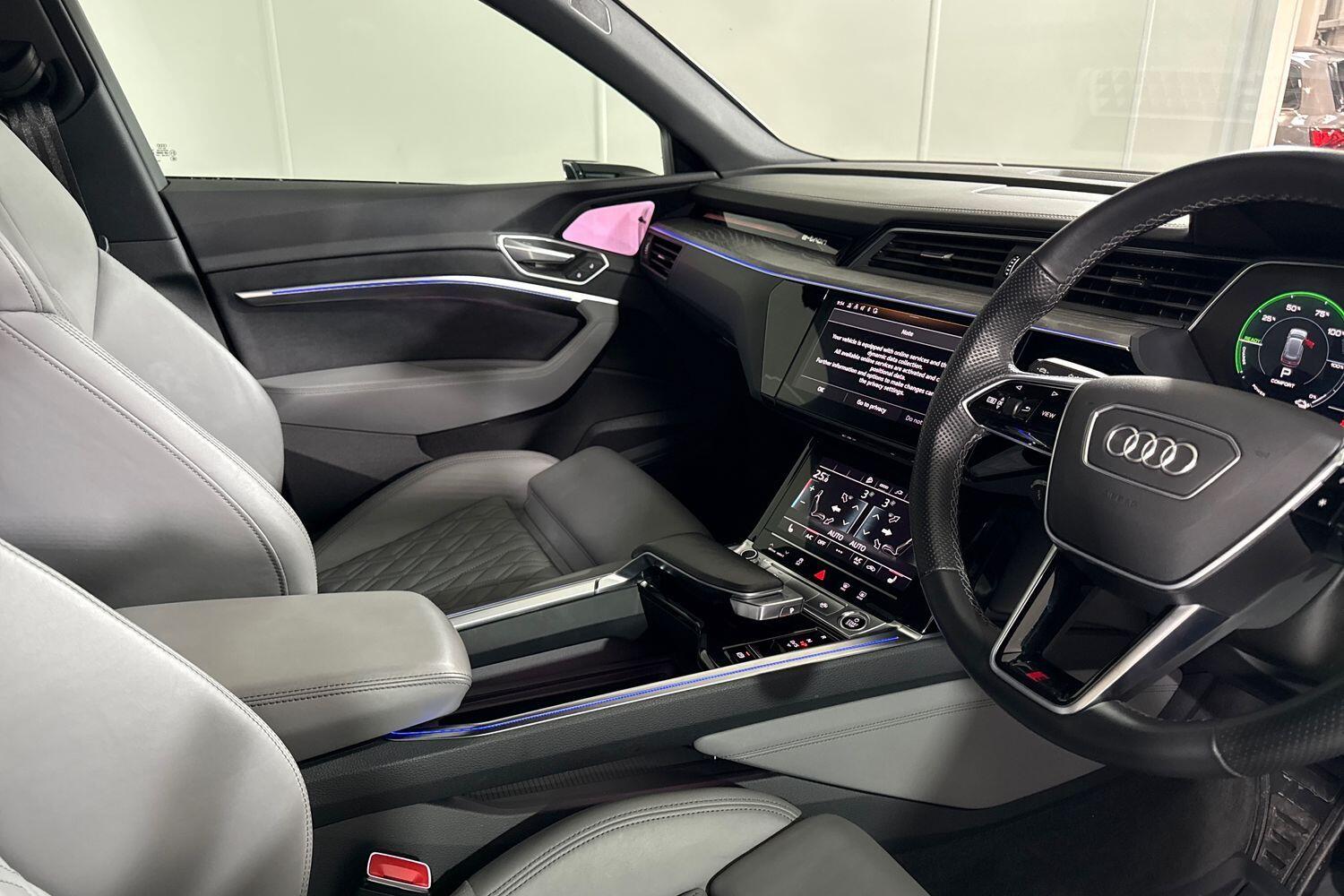 Used Audi e-tron 2022 for sale - 76388935: Photo 25