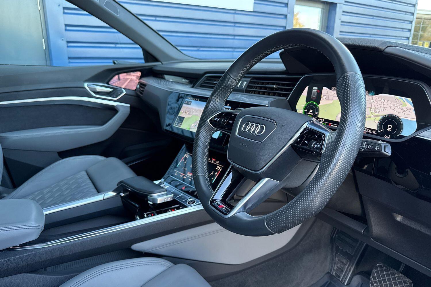 Used Audi e-tron 2022 for sale - 76388935: Photo 28