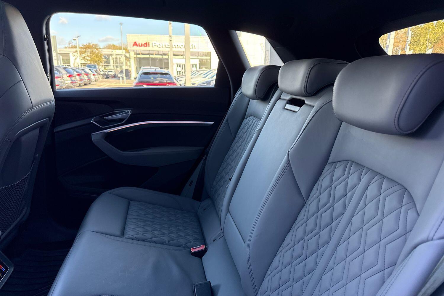 Used Audi e-tron 2022 for sale - 76388935: Photo 33