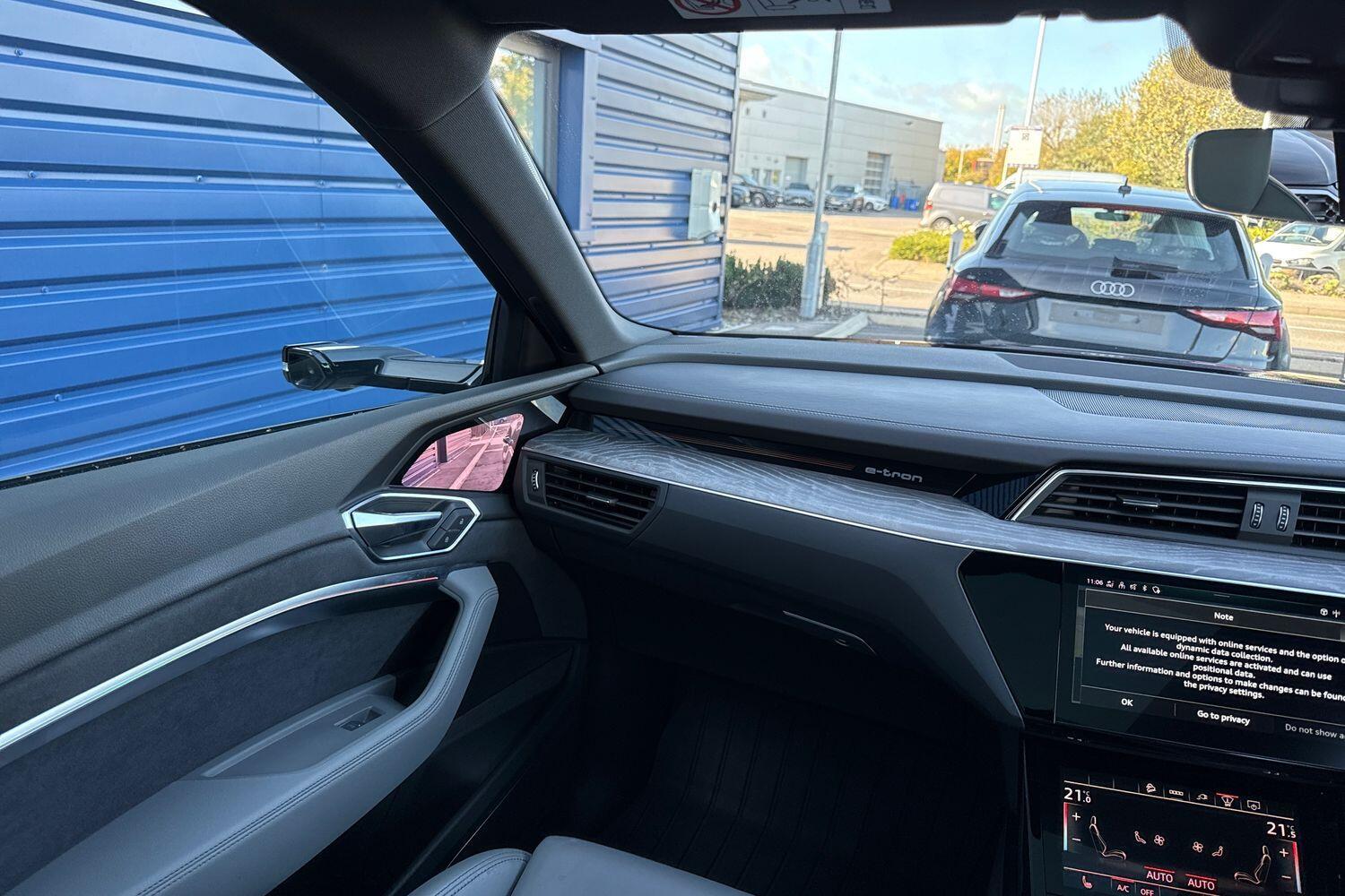 Used Audi e-tron 2022 for sale - 76388935: Photo 37