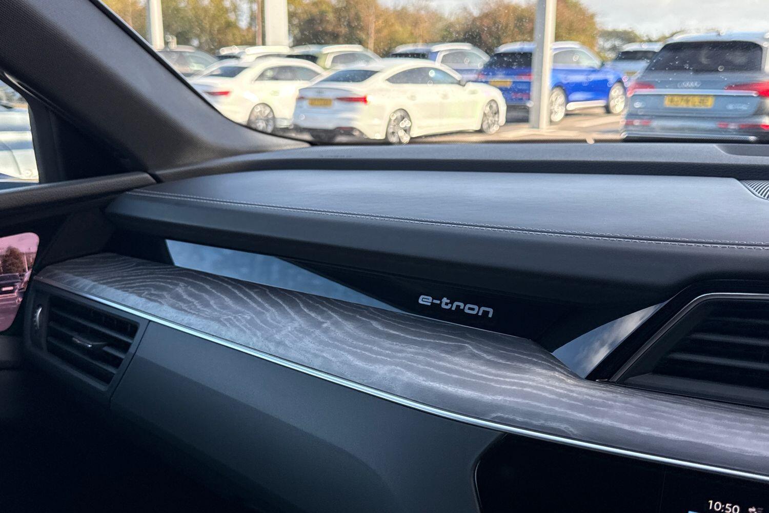 Used Audi e-tron 2022 for sale - 76388935: Photo 43