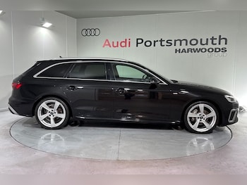 Used Audi A4 2022 for sale - 76597443: Photo
