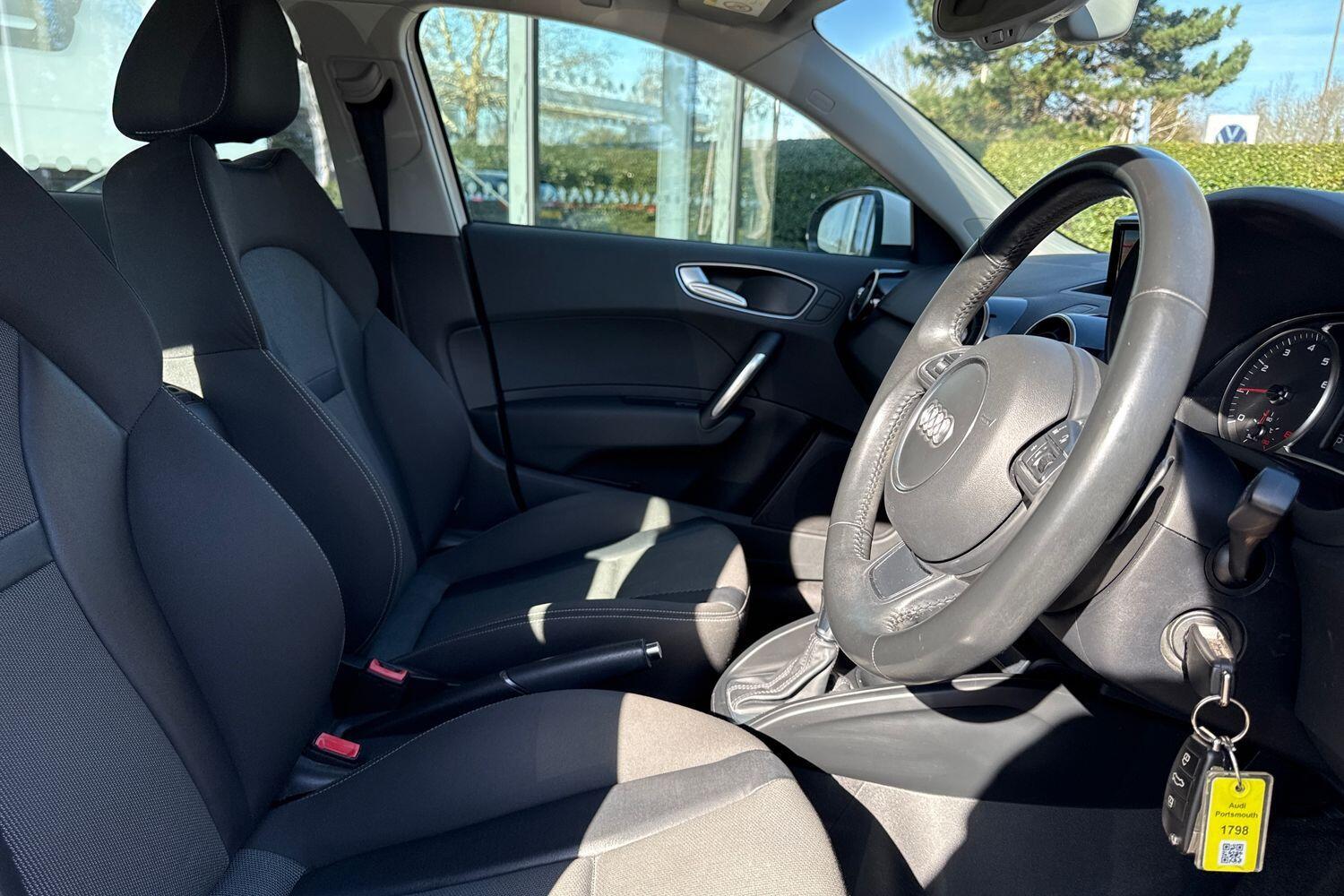 Used Audi A1 for sale - 77657508: Photo 43