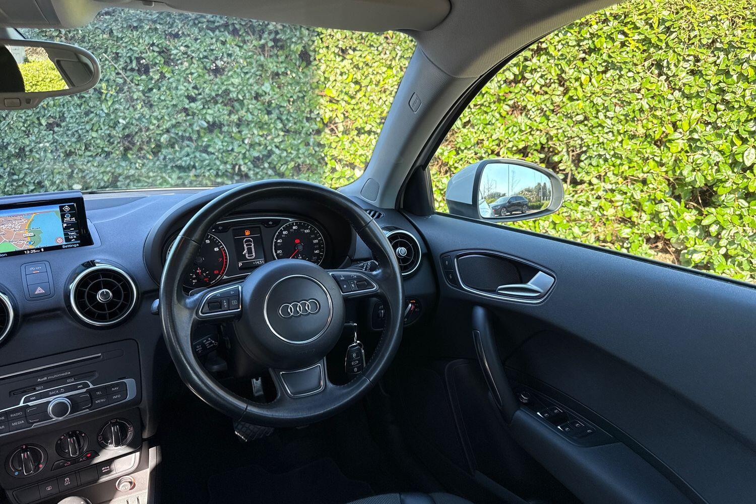 Used Audi A1 for sale - 77657508: Photo 49