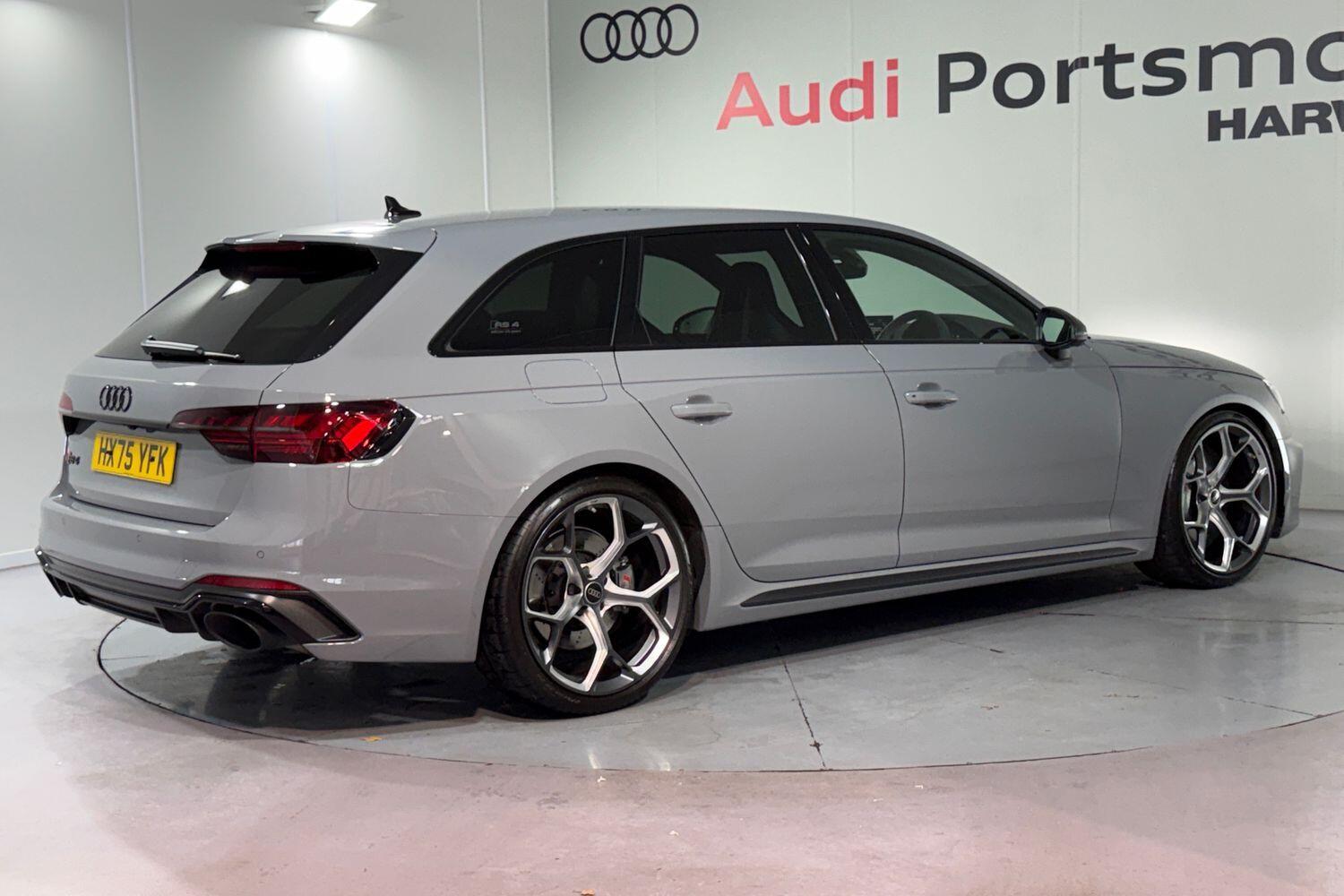 Used Audi RS4 2025 for sale - 76865548: Photo 9