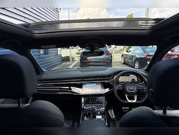 Used Audi Q7 2025 for sale - 76886215: Photo